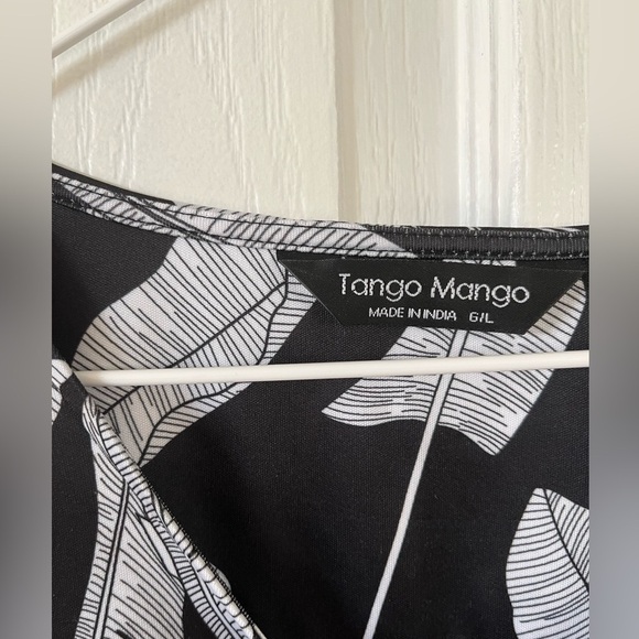 Tango Mango Palm Print Short-Sleeved Blouse - Picture 2 of 4